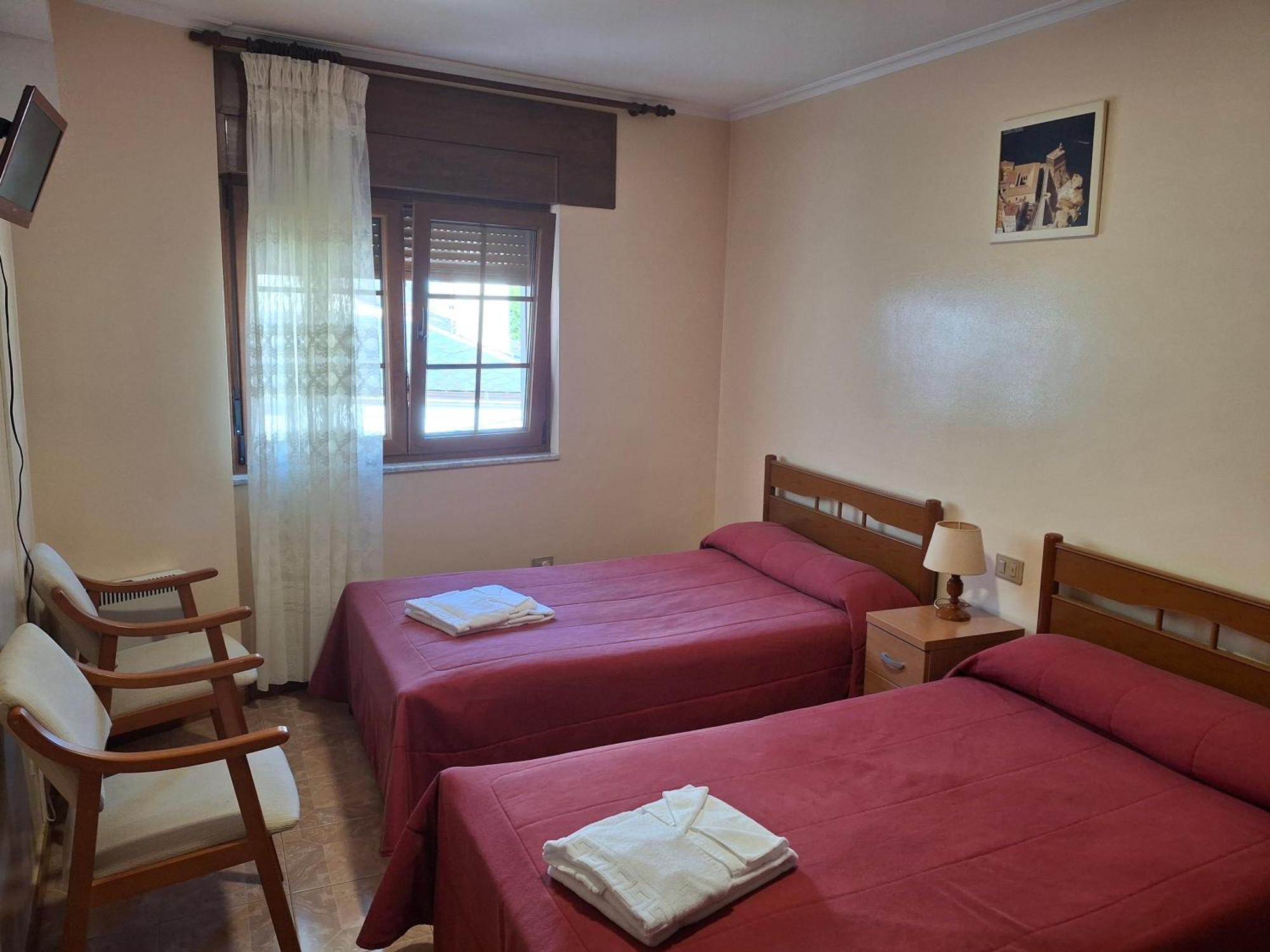Hostal La Marina Porto do Barqueiro Eksteriør billede