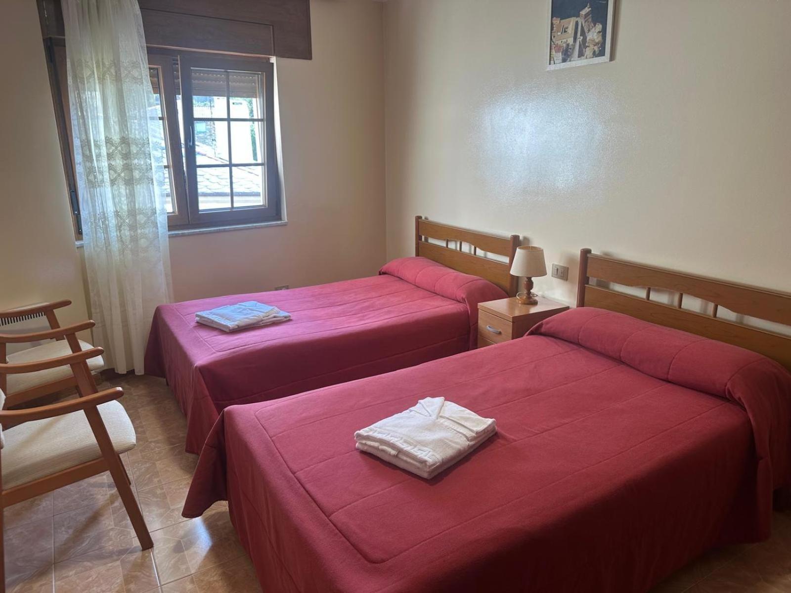 Hostal La Marina Porto do Barqueiro Eksteriør billede